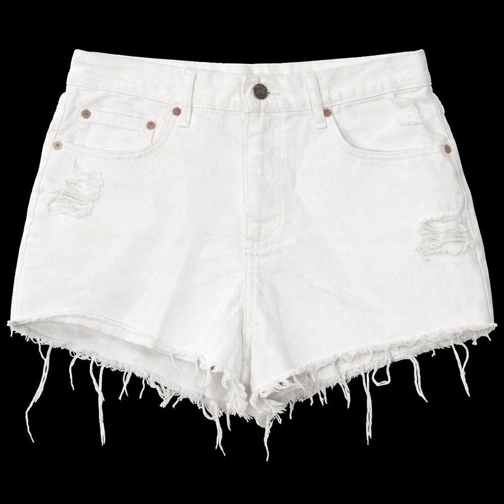 BDG Girlfriend High-Rise Distressed Off-White Raw Hem Shorts Size 32